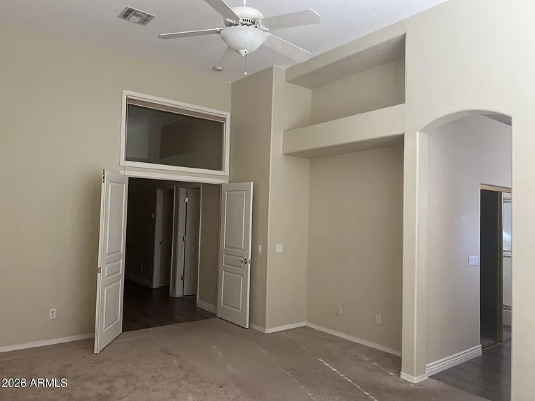 7033 W Irma Ln — Photo 11