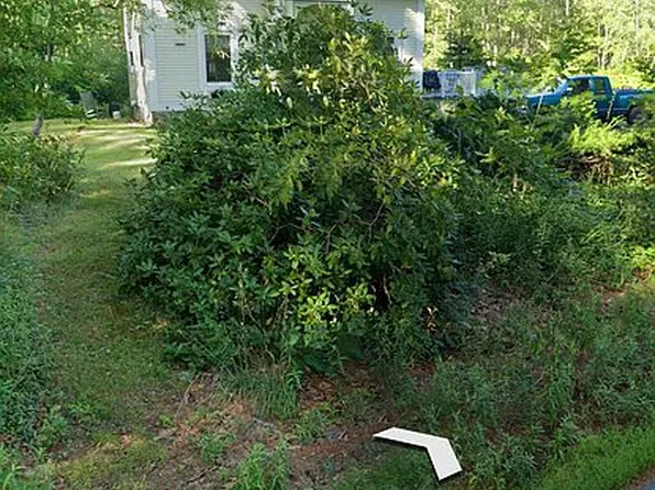 22 Walkers Ln, Kennebunkport, ME 04046