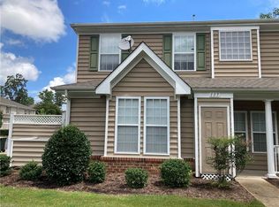 137 Ellis Dr, Yorktown, VA 23692