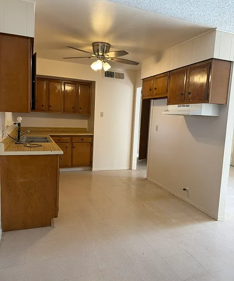 10332 Shenandoah St — Photo 6