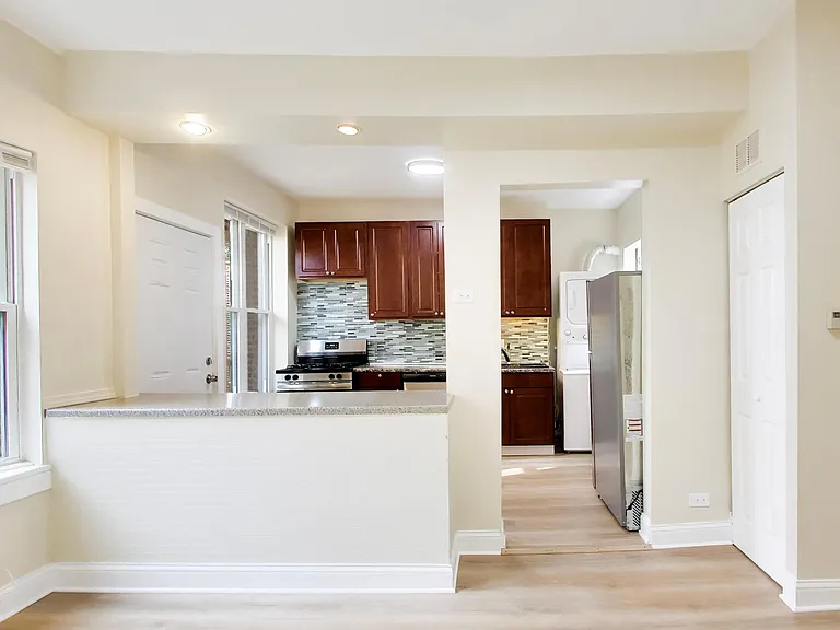 2235 N Kedzie Blvd #3 — Photo 12