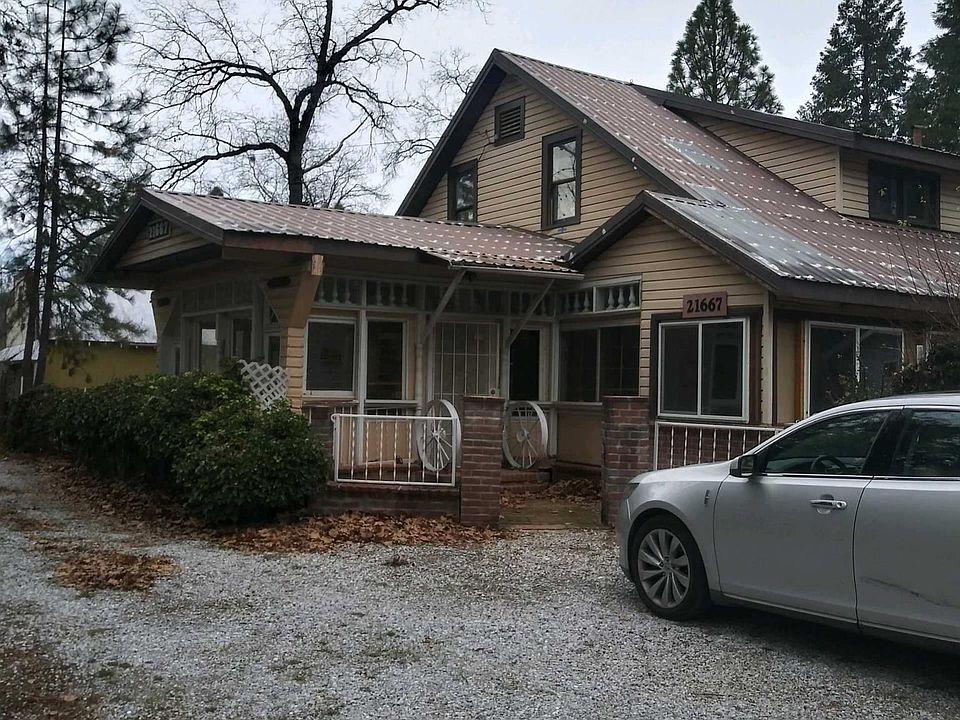 1st image of 21667 Riverview Dr
