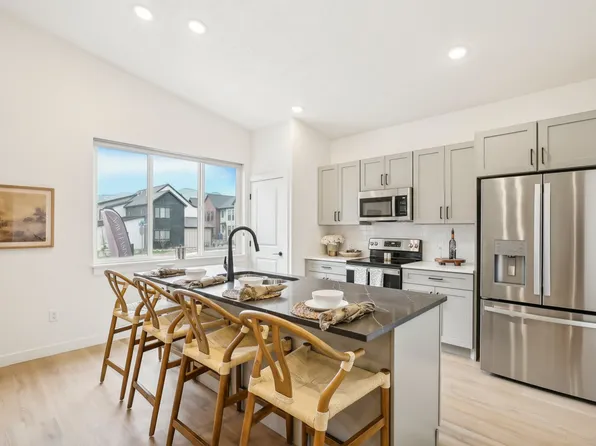 The Springs at Coyote Ridge