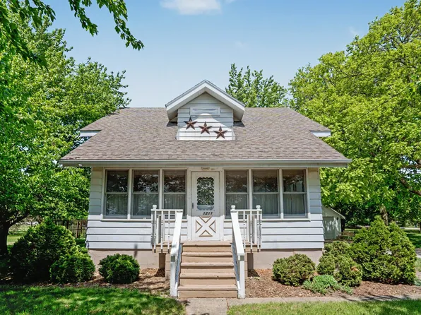 1211 16th Ave, Erie, IL 61250