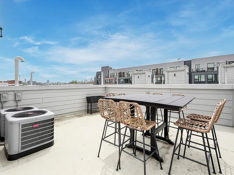 1726 N Hope St — Photo 36