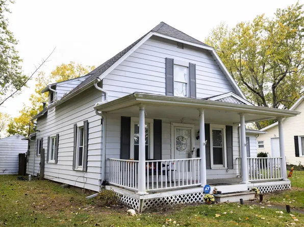 2421 S Market St, Yorktown, IN 47396