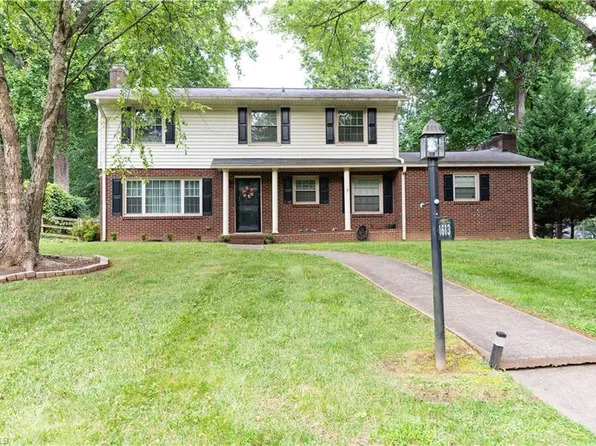 1613 Normandy Ln, Winston Salem, NC 27103