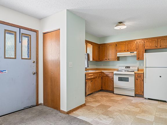 4th image of 2018 42nd St NW