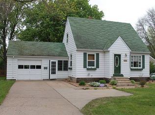 2326 Rudolph Rd, Eau Claire, WI 54701
