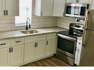 2306 N Myrtlewood St, Philadelphia, PA 19132