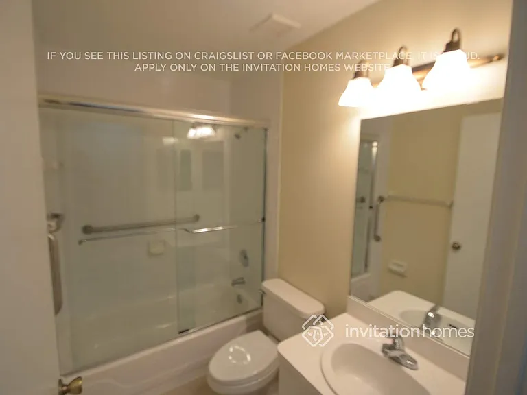 10320 NW 48th Ct — Photo 8