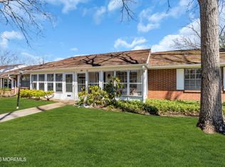 62F Buckingham Drive #100f, Lakewood, NJ 08701