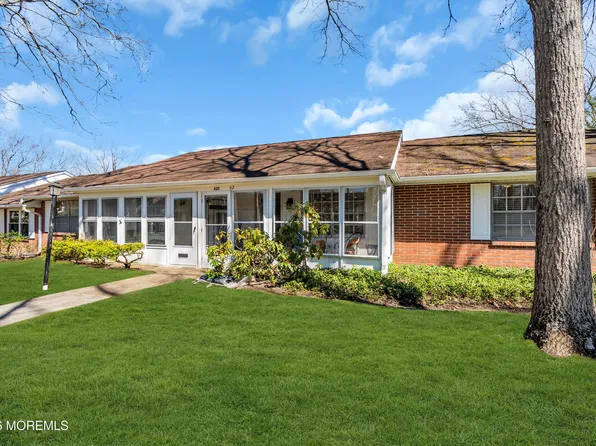 62F Buckingham Drive #100f, Lakewood, NJ 08701