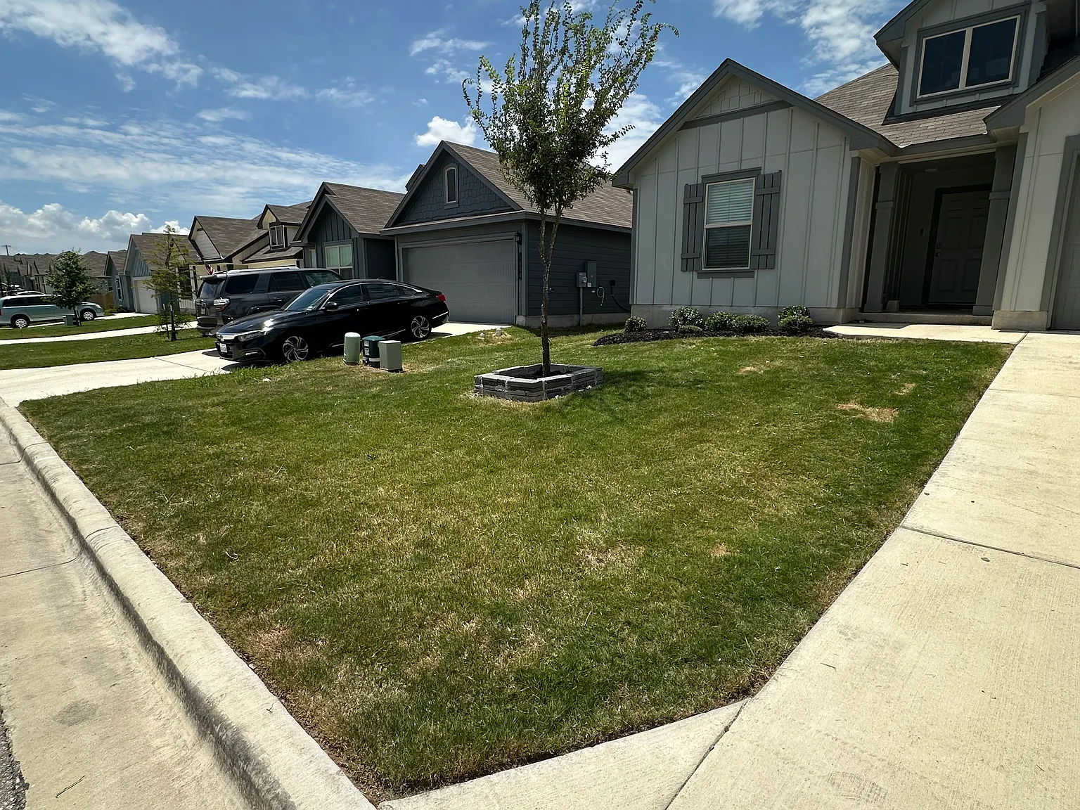 4 bed, 1612 sqft, $2,100 — Photo 2