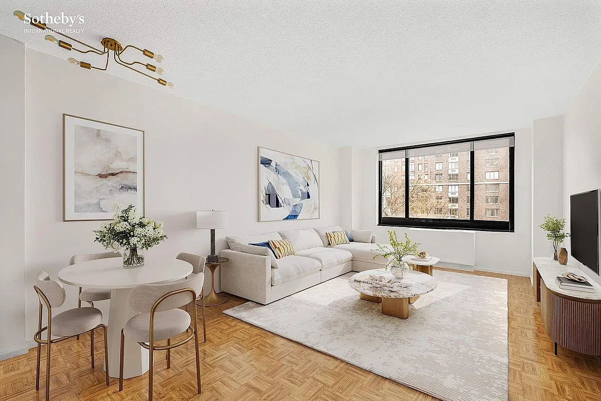 200 Rector Pl APT 6V photo 1