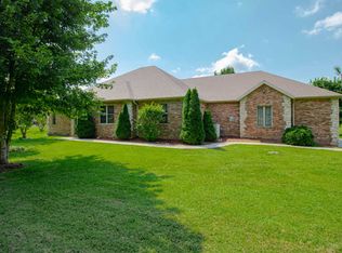 783 N Delaware Town Rd, Nixa, MO 65714