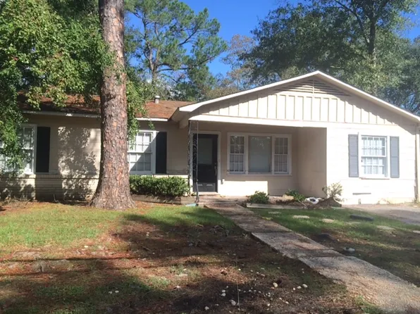 2516 Farnell Dr, Mobile, AL 36605