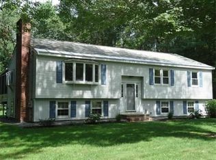 20 Christine Dr, Atkinson, NH 03811