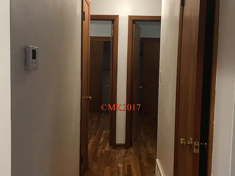 Nice Hallway to Bedrooms and Bathroom