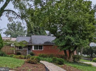 2808 Washington Ave, Chevy Chase, MD 20815