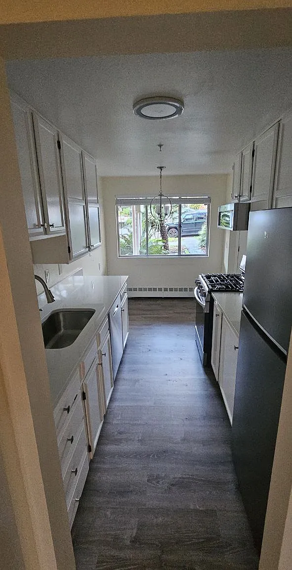 1 bed, 750 sqft, $1,945 — Photo 4