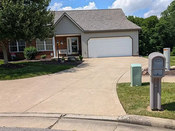 1004 Cedar Creek Cv, Mansfield, OH 44904