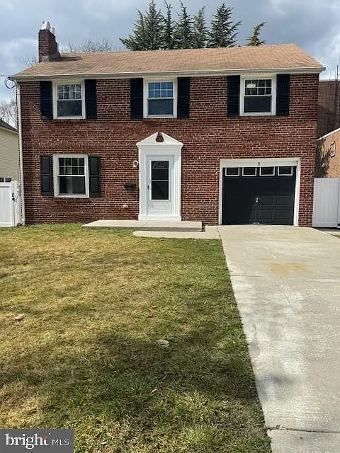 3 bed, 1.5 bath, 1464 sqft, $3,300 — Photo 1