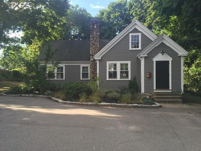 9 Pleasant St, Hingham, MA, 02043