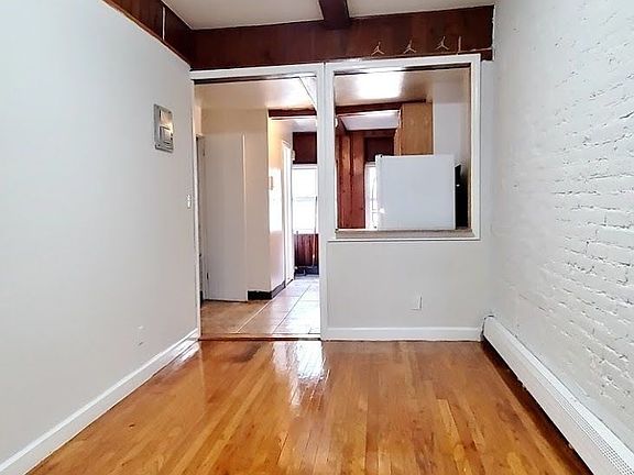 2nd image of 343 E 109th St #41