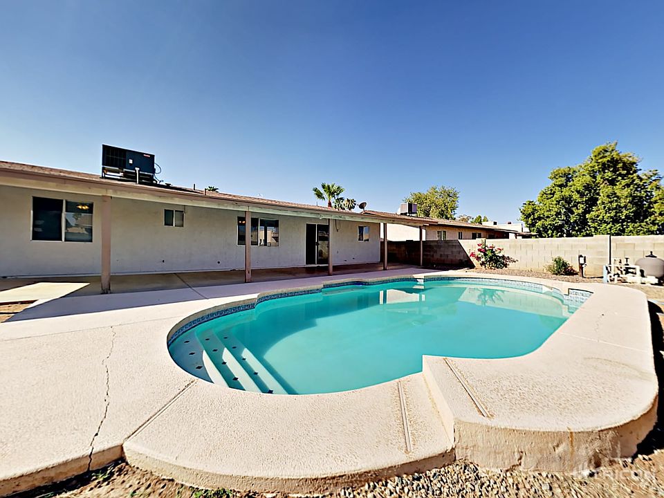 1st image of 10402 W Calle De Plata