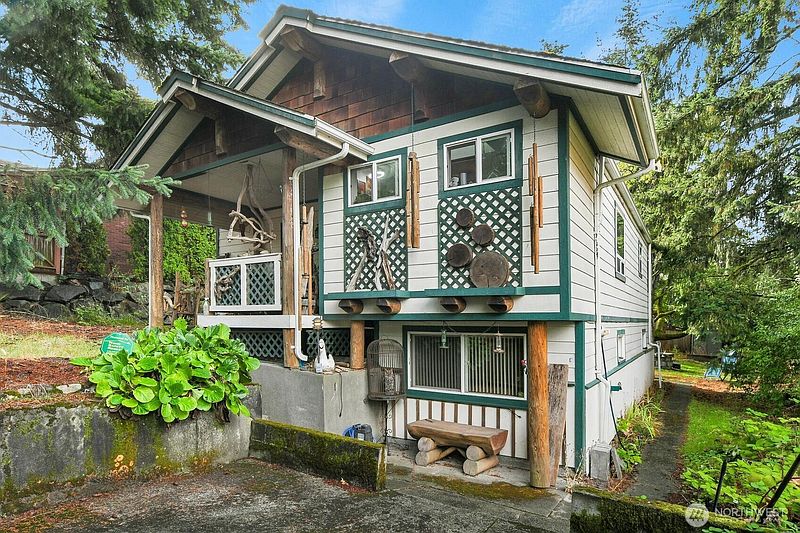 3rd image of 317 N 138th Street