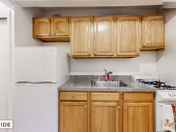 3rd image of 326 Columbus Ave APT 3L