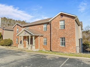 2962 Vineyards Pkwy BUILDING 4-26, Branson, MO 65616