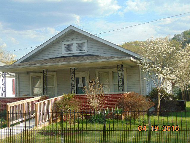 1st image of 520 Walnut Ave