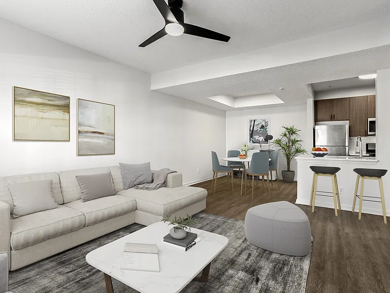 Clover Apartments — Photo 8
