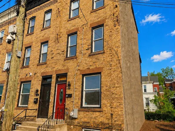 498 W Hanover St, Trenton, NJ 08618