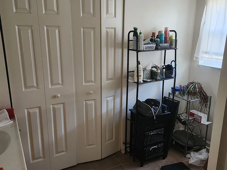 143 Oneida St #2 — Photo 3