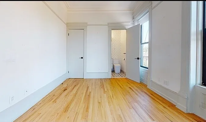 Rented by (Legacy) Tri Hill Realty Group LLC | media 10