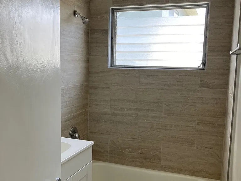 4232 Fair Ave #13 — Photo 10