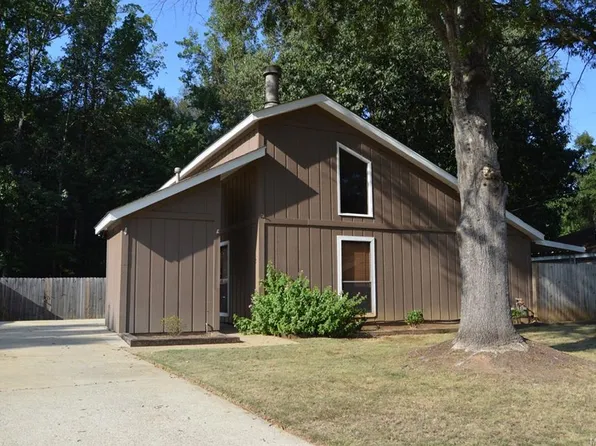 1008 N Burbank Dr, Montgomery, AL 36117