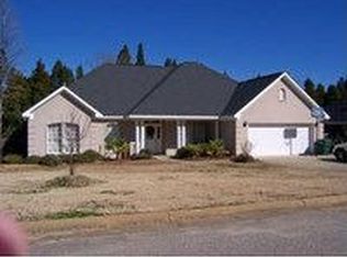 106 Anna Dr, Selma, AL 36701