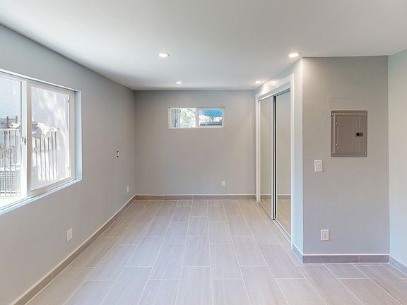 5th image of 4207 W Nichols Ave
