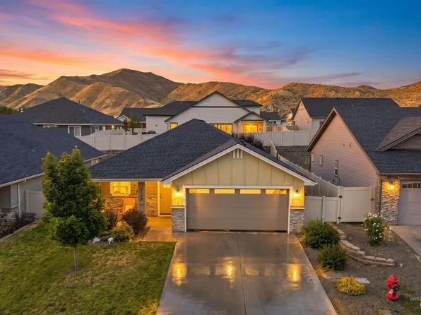 1540 Panama Ave, Emmett, ID 83617