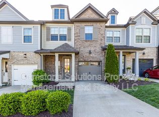 1664 Hampshire Pl, Thompsons Station, TN 37179