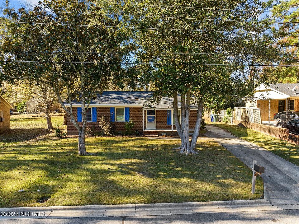 1st image of 2712 Shawnee Place