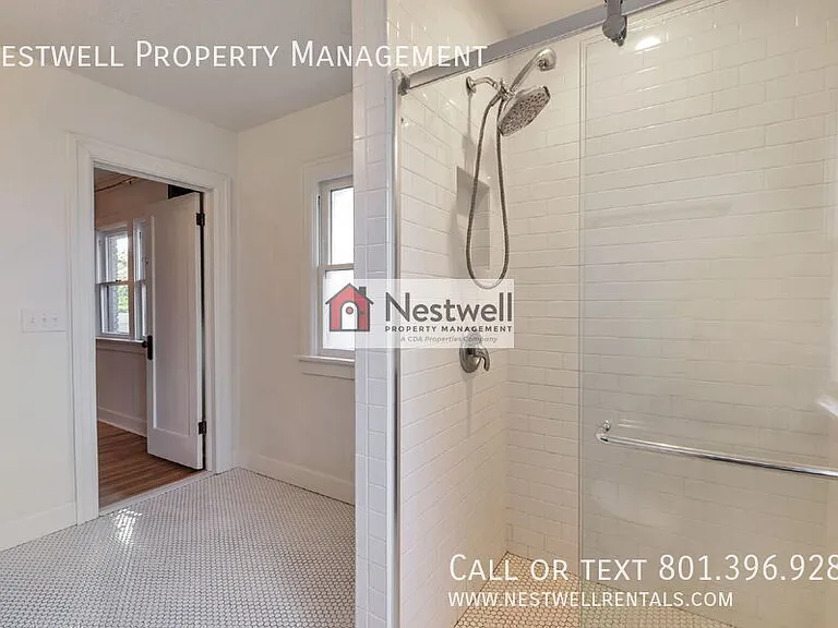 1062 E Roosevelt Ave — Photo 15