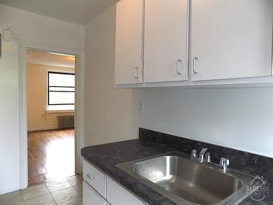 Rented by Blue Egg Realty Corp | media 4