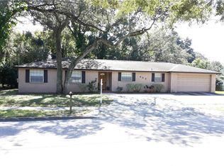 623 E Lumsden Rd, Brandon, FL 33511