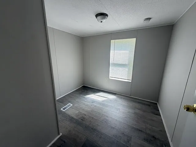120 Sycamore Ln #B — Photo 24