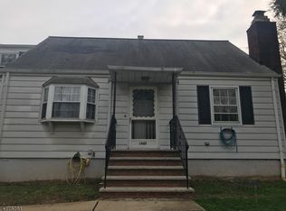 1647 Raritan Rd, Clark, NJ 07066